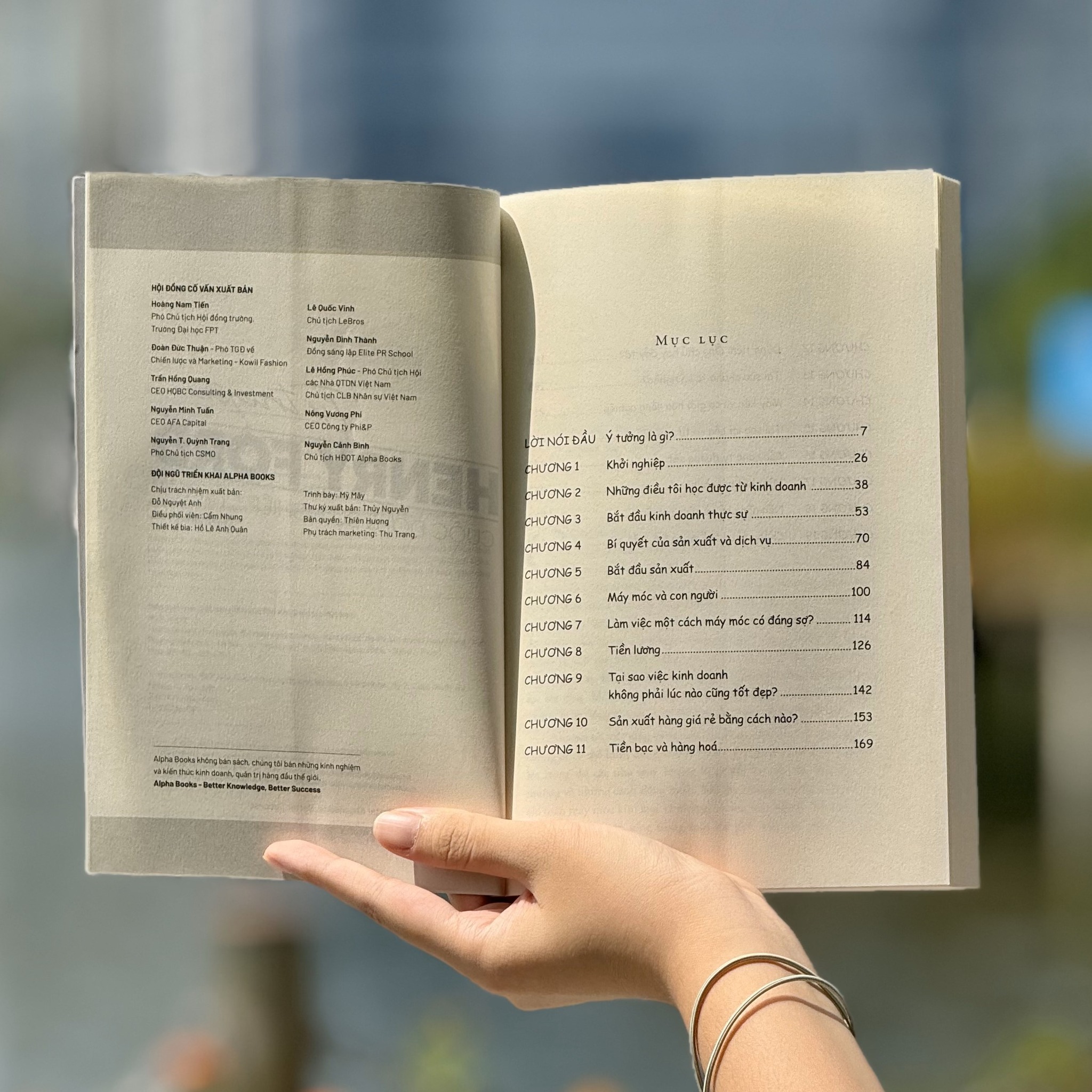TỰ TRUYỆN HENRY FORD - Cuộc Đời Và Sự Nghiệp Của Tôi: Từ Chiếc Ô Tô Đầu Tiên Đến Đế Chế Xe Hơi Vĩ Đại Nhất Thế Kỷ XX - Henry Ford - Alpha Books