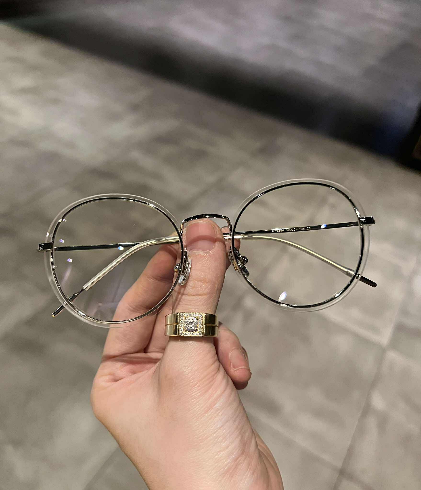 Kính Mắt tròn trong suốt không viền gọng kim loại nhẹ Korea