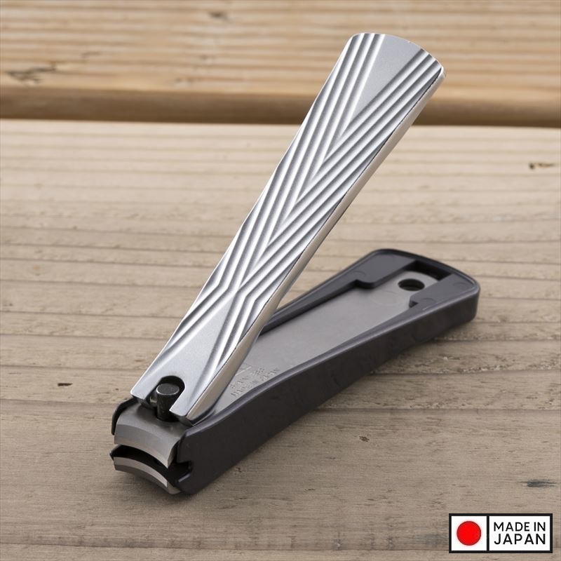 Bấm móng tay cao cấp Kai R Claw size M - Made in Japan