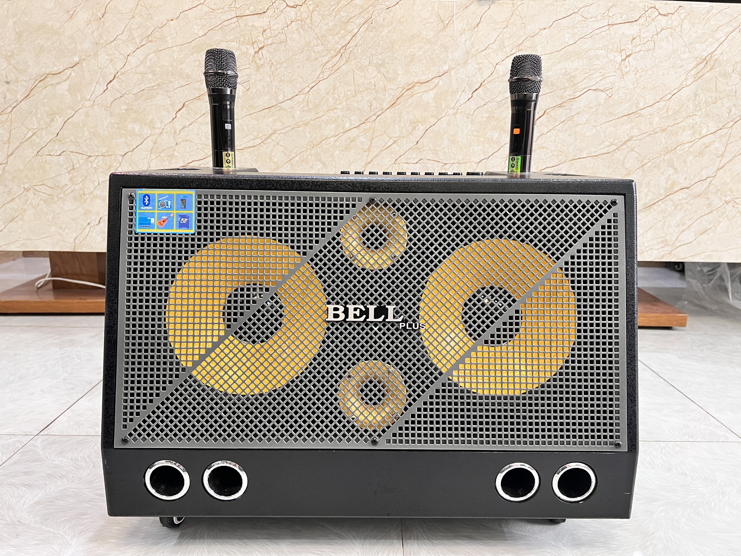 LOA KÉO 25 ĐÔI THÙNG SƠN CAO CẤP SỬ DỤNG 2 BASS ĐÔI 25 VÀ 2 CHÉP KÈN VÀ 2 LOA MID 16 HÀNG MỚI 100%(HÀNG CHÍNH HÃNG)