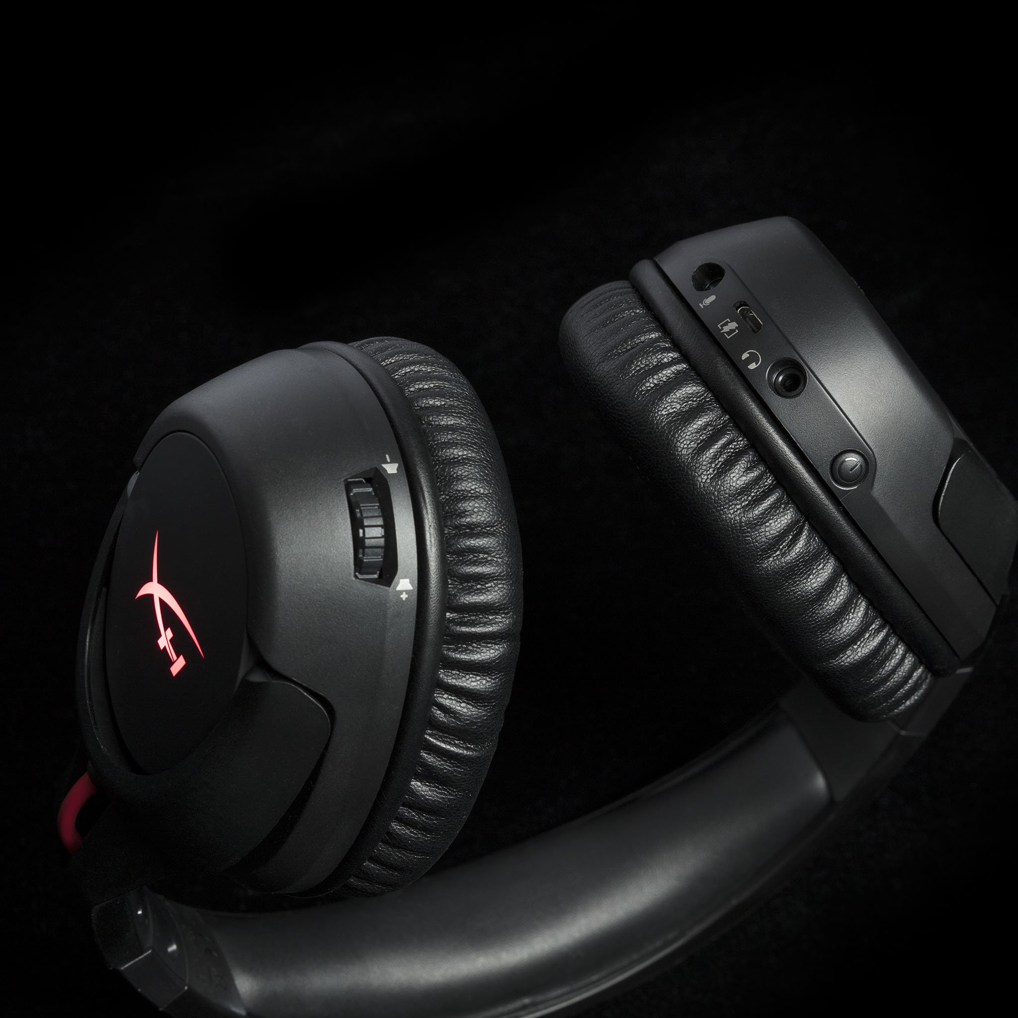 Tai nghe HyperX Cloud Flight Wireless - Hàng chính hãng