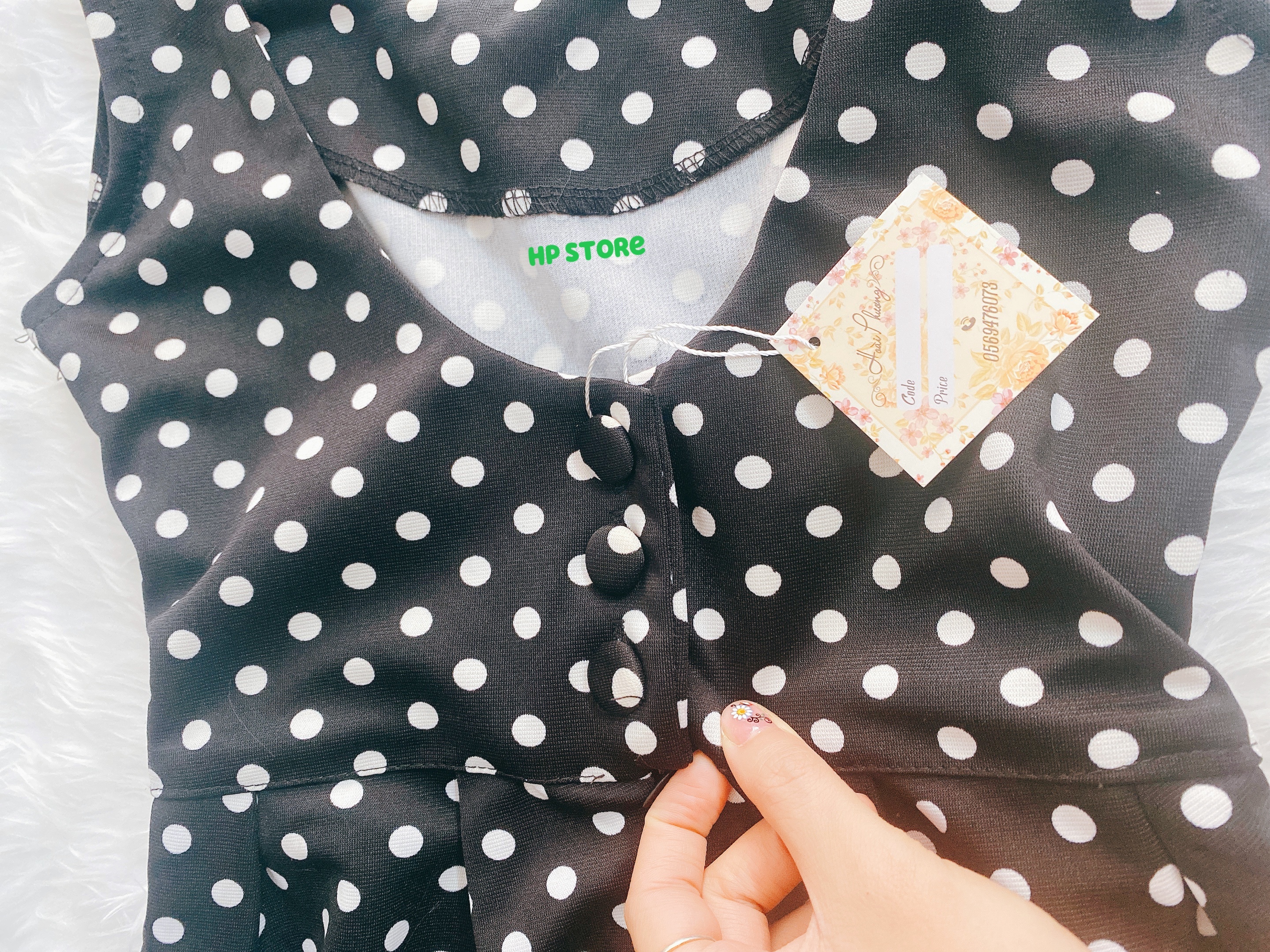 Đầm Nữ Váy Đen Chấm Bi Trắng, Ôm Body, Đính Nút Lưng Tôn Dáng