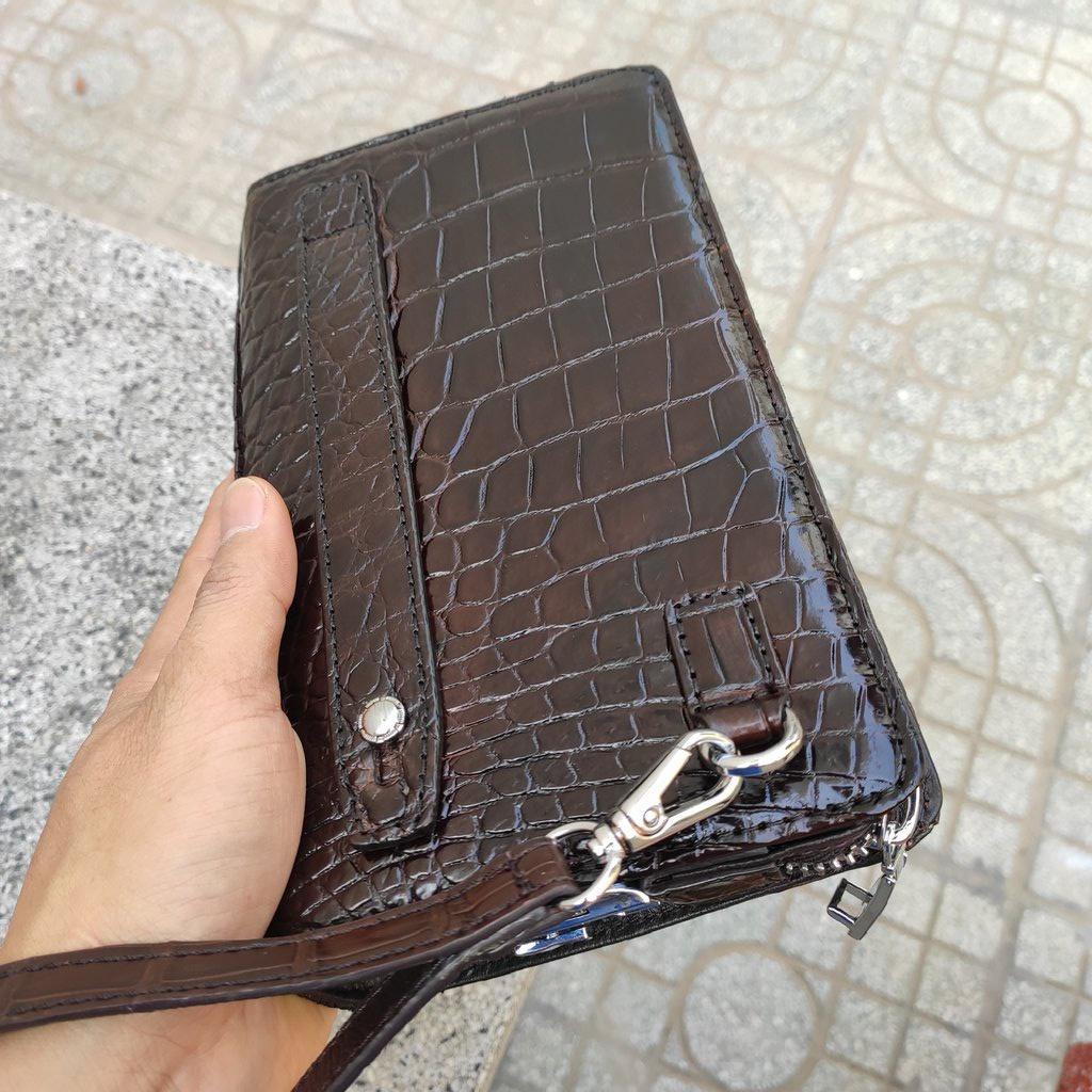 Clutch cầm tay da bụng cá sấu đẹp tinh tế