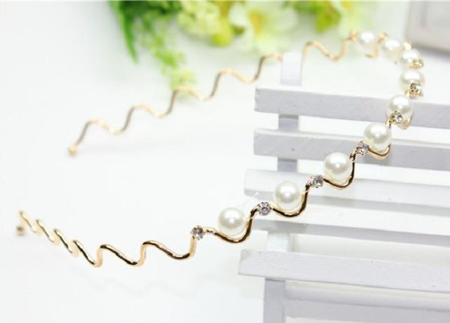 Cài Tóc Ngọc Trai Đính Đá - Vàng