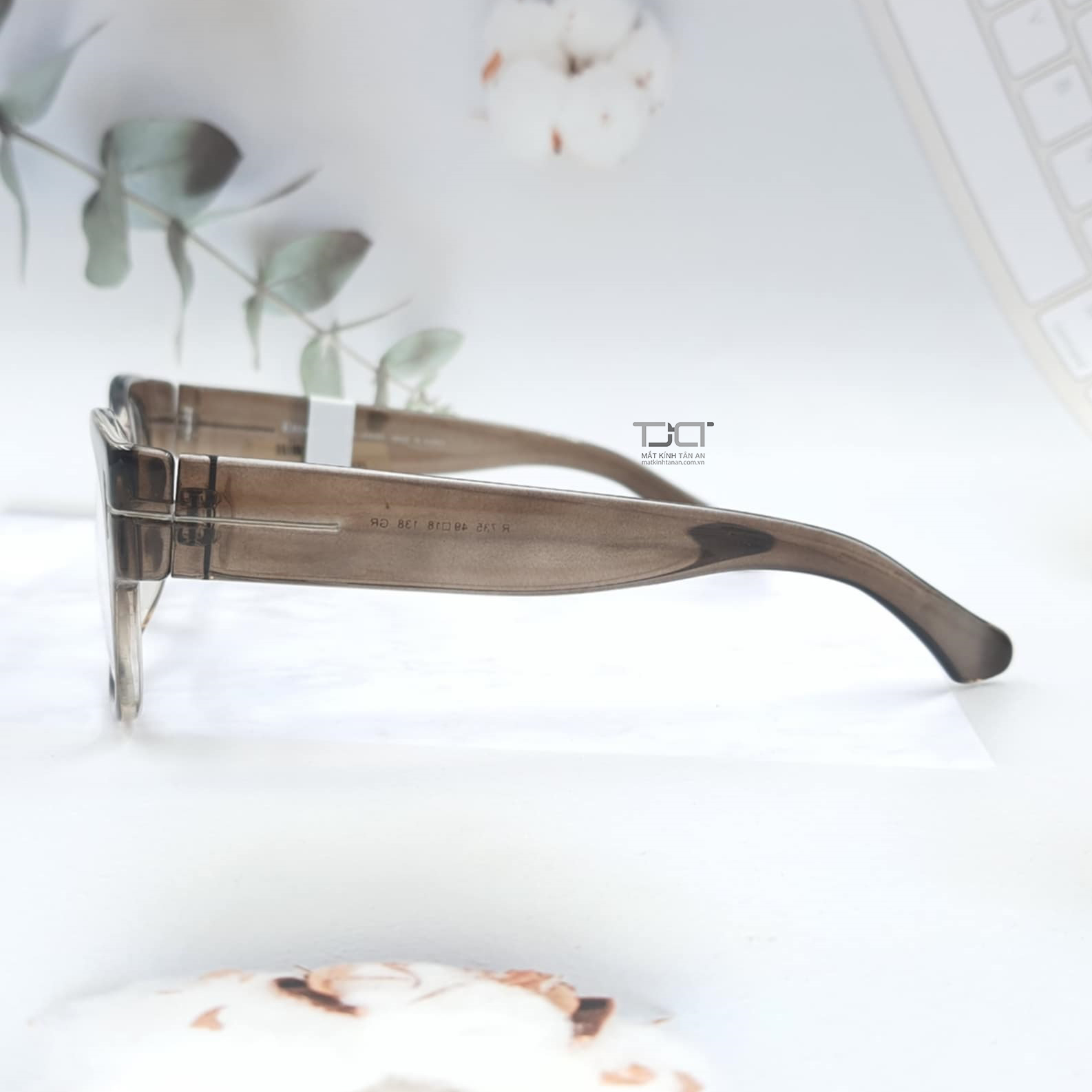 GỌNG KÍNH UNISEX THỜI TRANG, CHÍNH HÃNG REGARD R735-GR