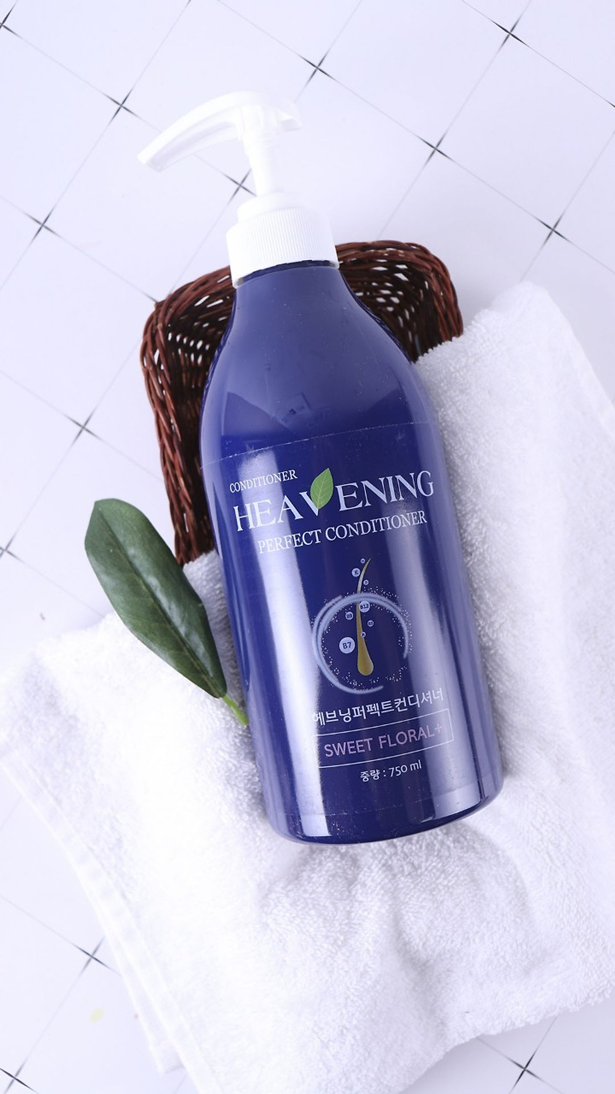 Dầu xả dưỡng chất suôn mượt Heavening Perfect , bổ sung vitamin nuôi dưỡng từ chân tóc tới ngọn giúp mái tóc trở lên mềm mượt và chắc khỏe