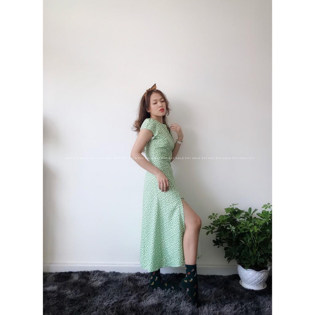 Đầm hoa bi xanh hở lưng phía sau phong cách hàn Quốc