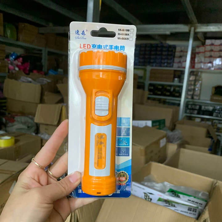 Đèn pin cầm tay siêu sáng 2 chế độ, pin trâu, đèn pin Led cầm tay chiếu xa cho gia đình - SS6108