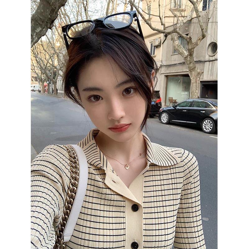 MS417 Áo len cổ bẻ kẻ ngang Hàn Quốc