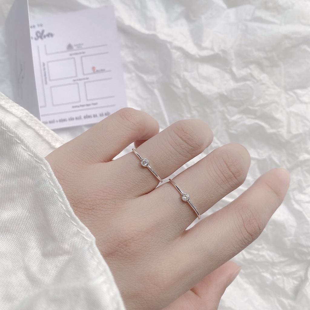 Nhẫn bạc nữ Miuu Silver, nhẫn trơn đính đá Tiny Ring