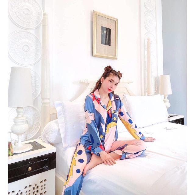 Bộ đồ mặc nhà bộ sau sinh chất lụa satin 55kg trở lại