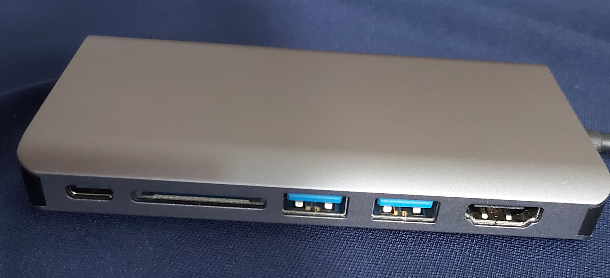 Bộ chuyển Usb Type-c 8 cổng A164 HDMI/ VGA/ RJ45/ Audio/ USB 3.0/ SD/ PD