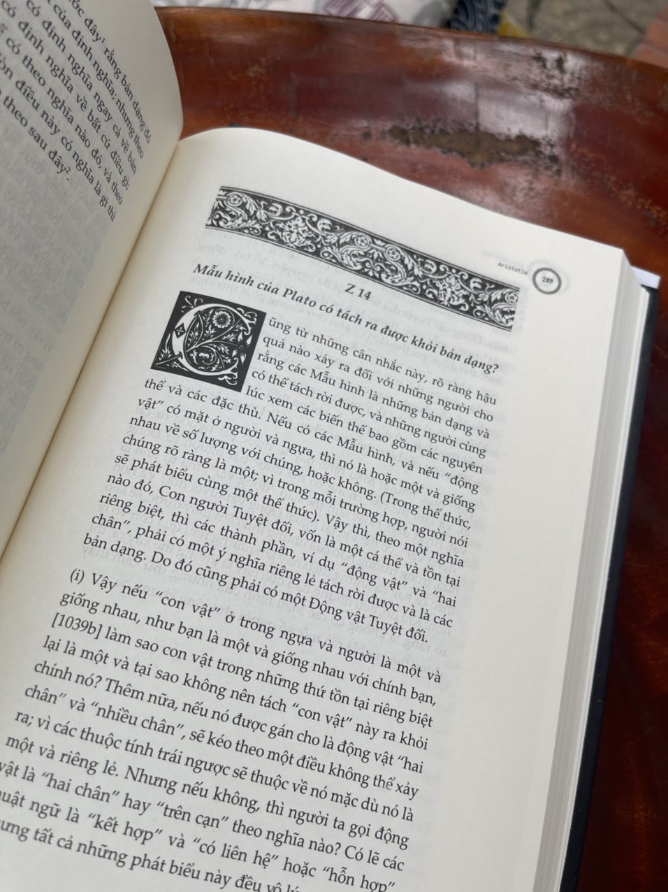 SIÊU HÌNH HỌC - LUÂN LÝ HỌC – Aristotle - Book Hunter - NXB Đà Nẵng
