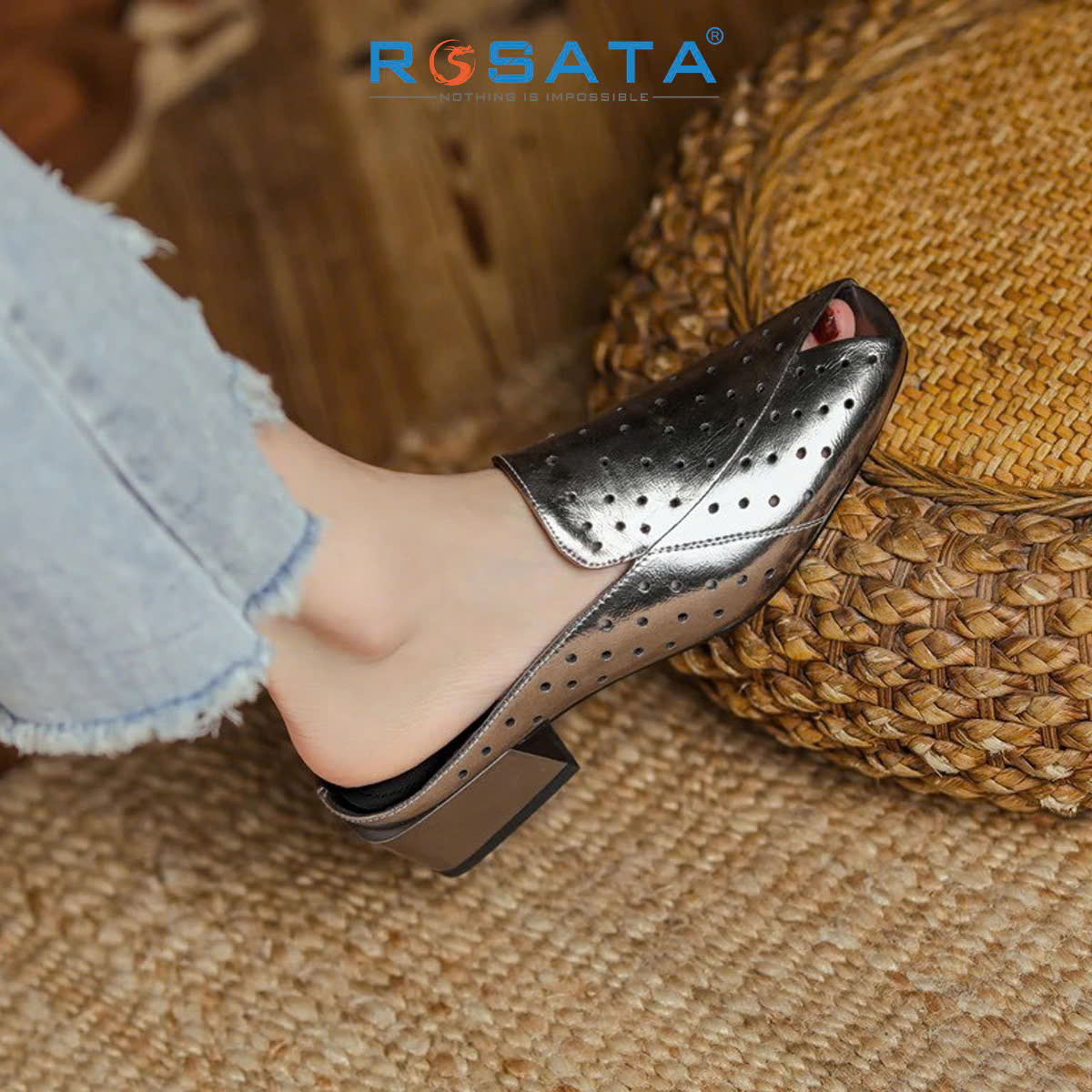 Dép nữ rọ đục lổ, gót vuông ROSATA RO684 - 4p - Bạc - BKSTORE