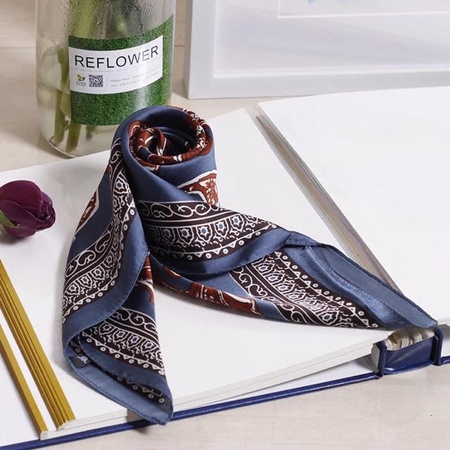 Khăn bandana lụa vuông size 60x60cm - Maben