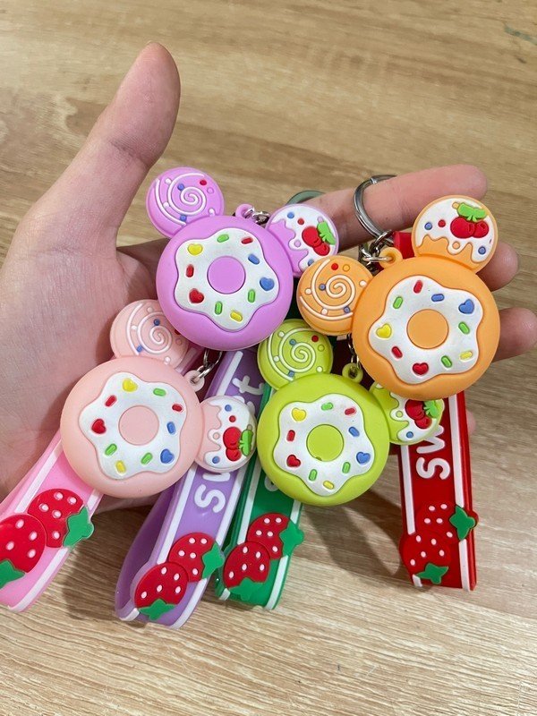 Móc Khoá Hình Bánh Donut Dễ Thương Cho Bé Nhiều Màu Sắc