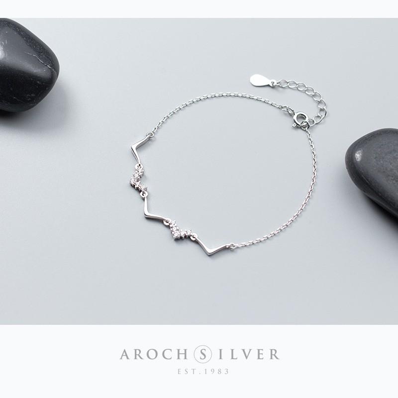 Vòng tay nữ bạc Ý S925 hình chữ V đơn giản nhỏ xinh S2116 - AROCH Jewelry