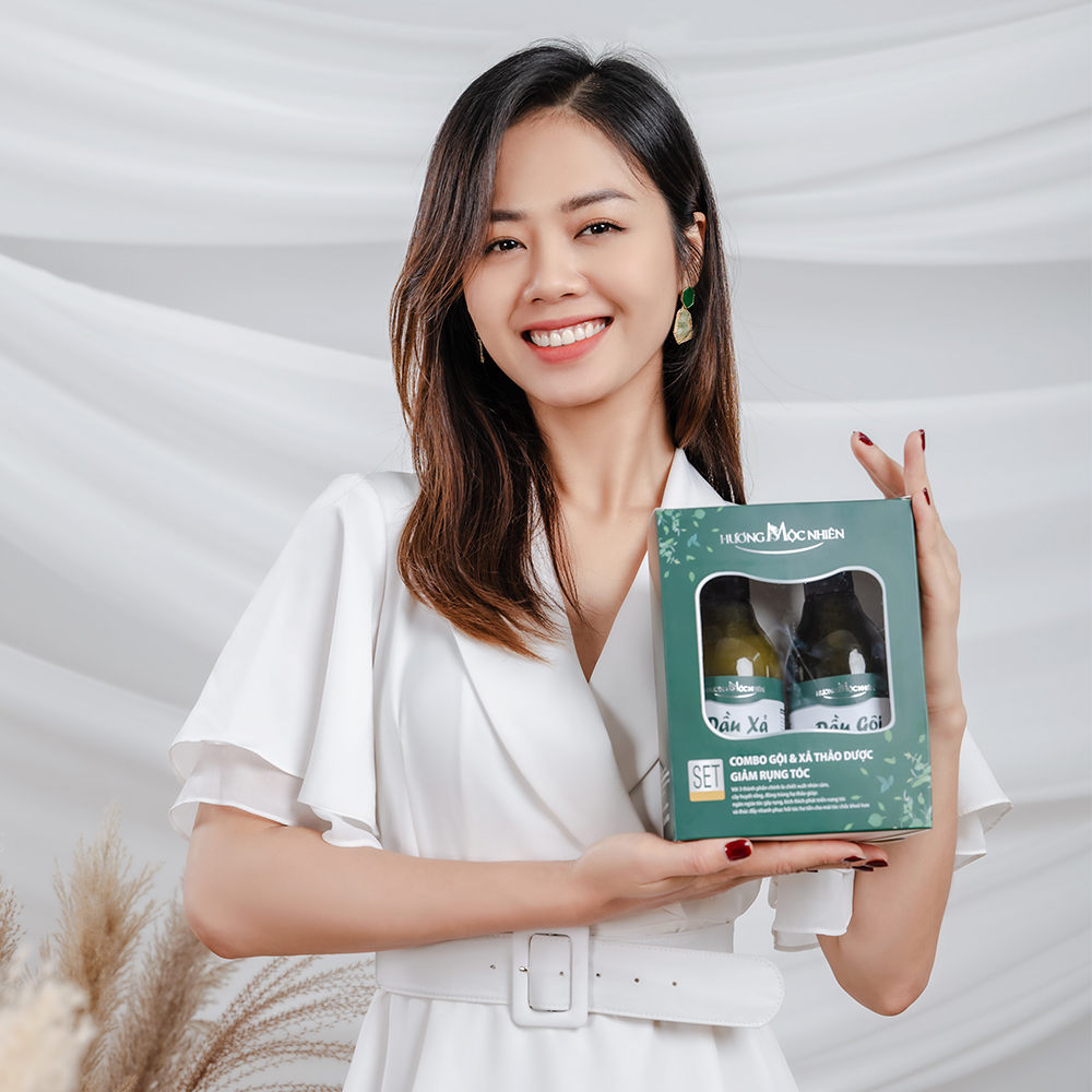 Combo Gội Xả Cao Cấp Hương Mộc Nhiên - ngăn ngừa gãy rụng tóc, thúc đẩy quá trình mọc tóc và phục hồi nhanh chóng tóc hư tổn. (400ml/lọ sản phẩm). Hoàn 100% tiền nếu sau 2 tháng không giảm rụng tóc