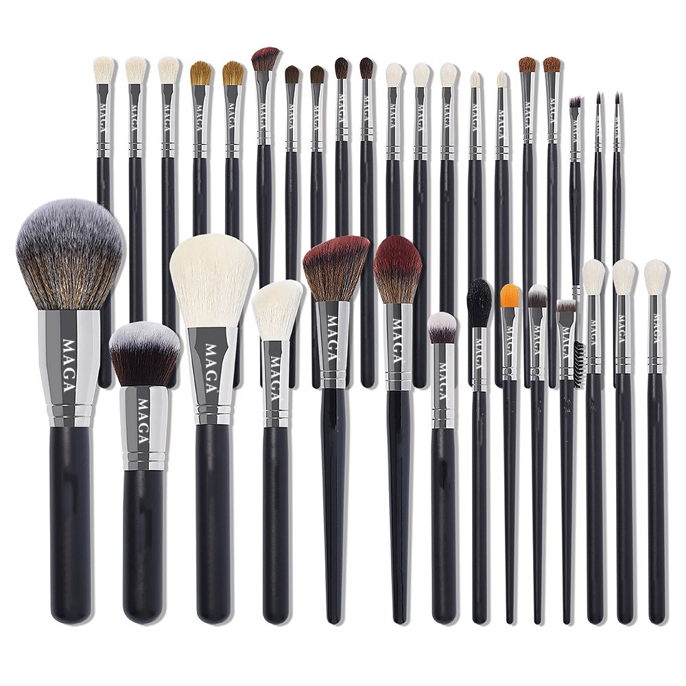 Bộ Cọ Trang Điểm Chuyên Nghiệp 34 Cây MAGA Black Brush Set