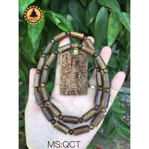 Vòng đeo cổ trầm hương tốc tự nhiên.