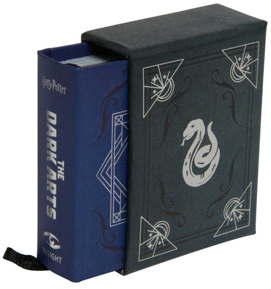 Sách Harry Potter: The Dark Arts (Tiny Book)