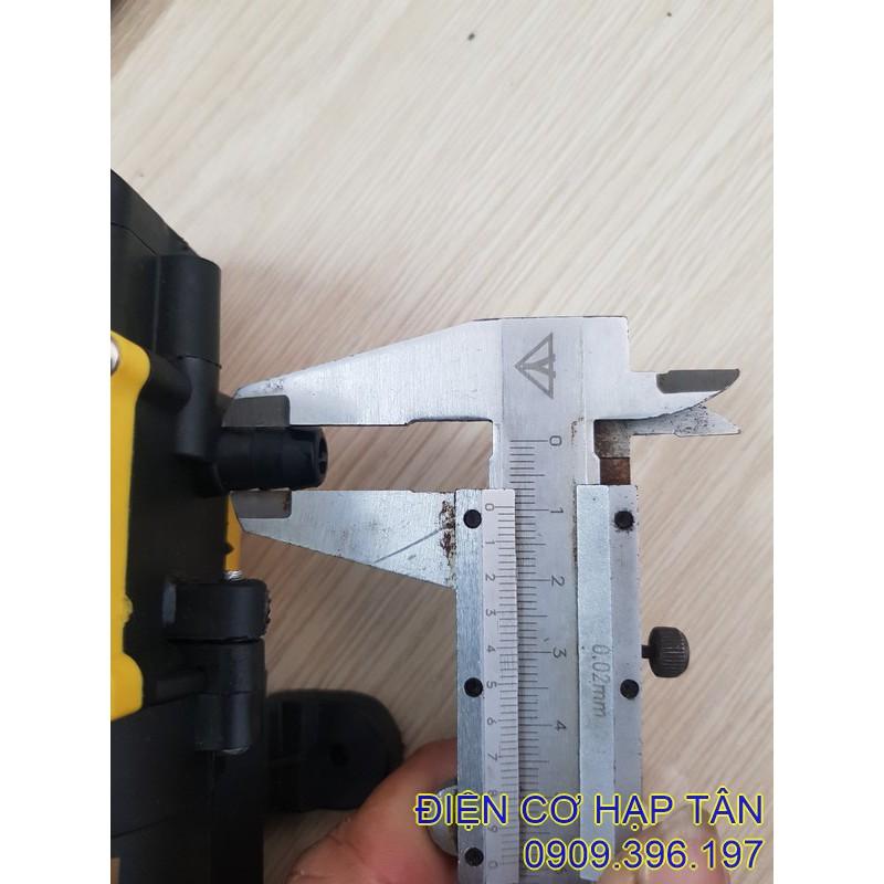 MÁY BƠM TĂNG ÁP -12V LƯU LƯỢNG 5L/phút -ứng dụng làm bộ rửa xe phun sương tưới cây tưới lan..