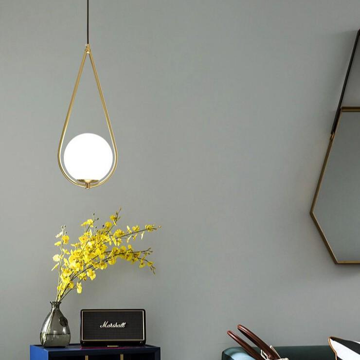 Đèn thả LAMES chao thủy tinh địa cầu, khung mạ vàng hình giọt nước - kèm bóng LED chuyên dụng .