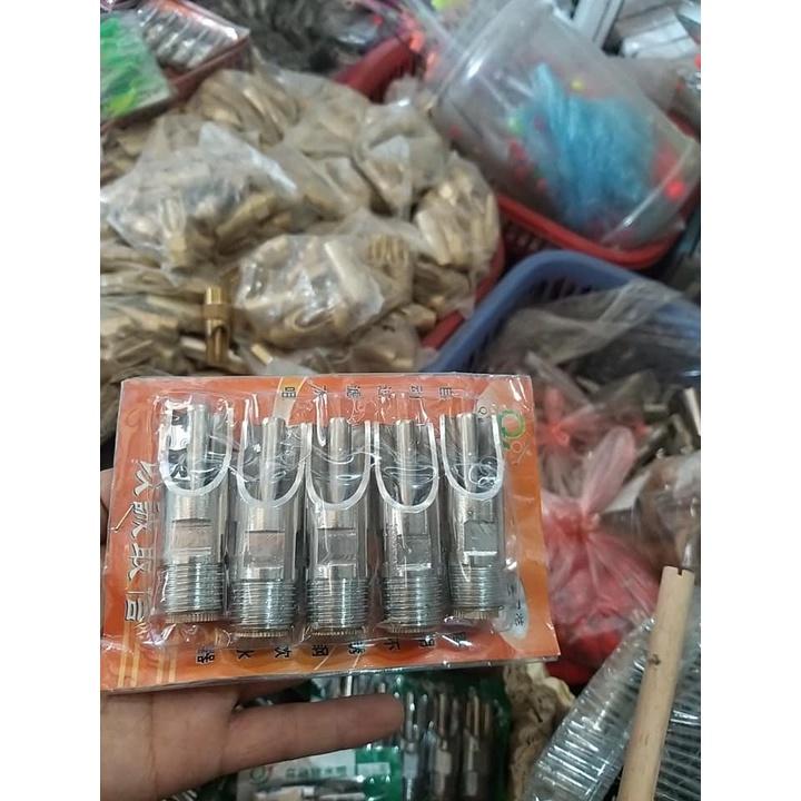 NÚM UỐNG NƯỚC CHO LỢN