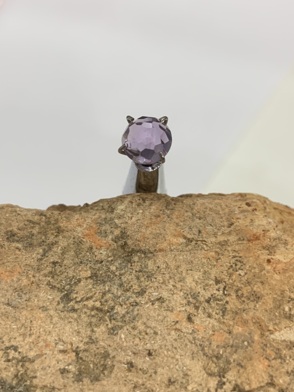 Viên đá thạch anh tím (Amethyst) thiên nhiên_HA-G000520