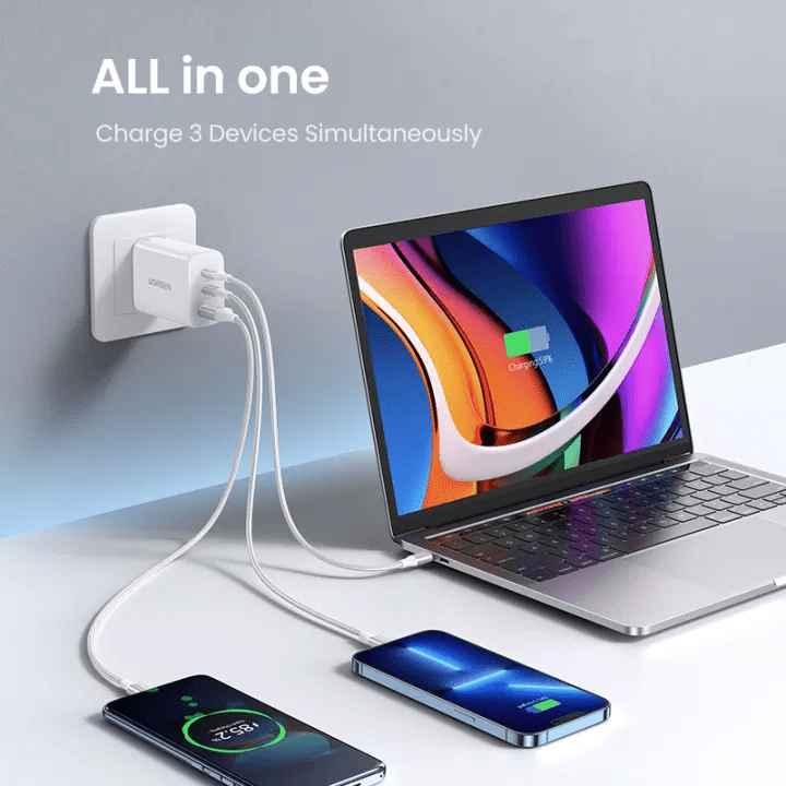 Ugreen UG90495CD275TK 65W Bộ sạc nhanh xe hơi 2cổng USB-C + USB-A PD3.0 QC4.0 Màu Trắng chuẩn cắm US - HÀNG CHÍNH HÃNG