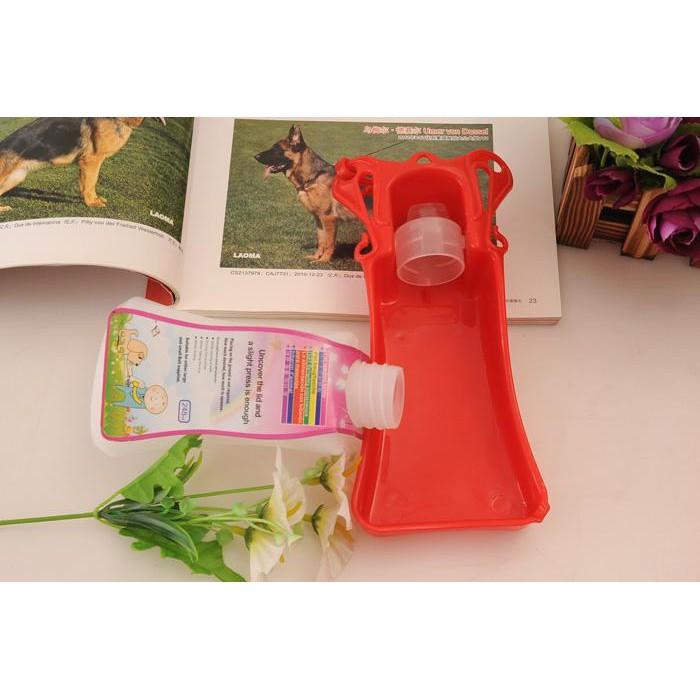 Bình nước uống du lịch cho chó mèo
