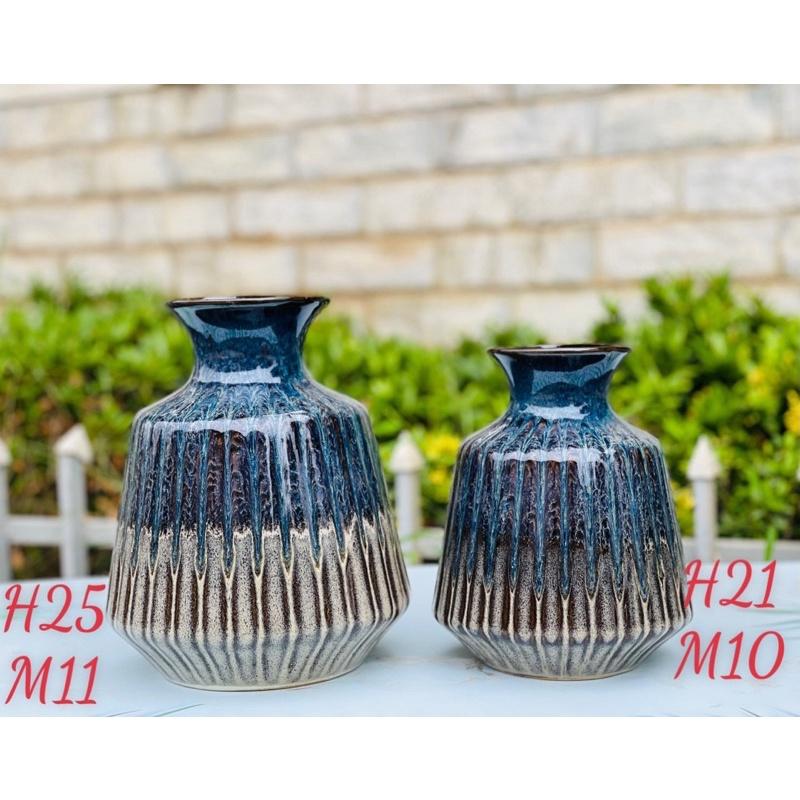 Bình cắm hoa dáng trụ- vai vuông, men hỏa biến.