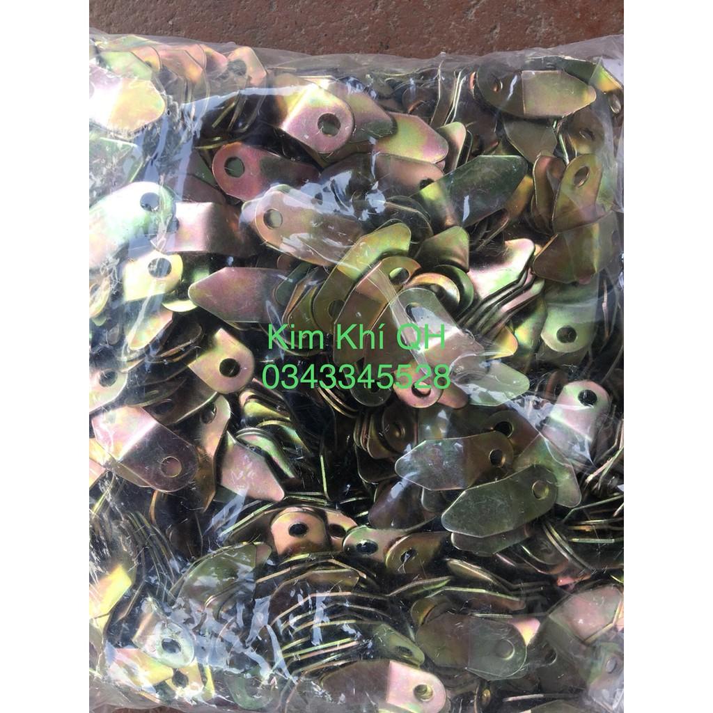 Hạt dưa cong làm khung tranh
