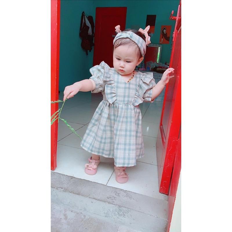 Váy caro bèo xám tay ngắn chất thô đũi cho bé gái 4 đến 30kg