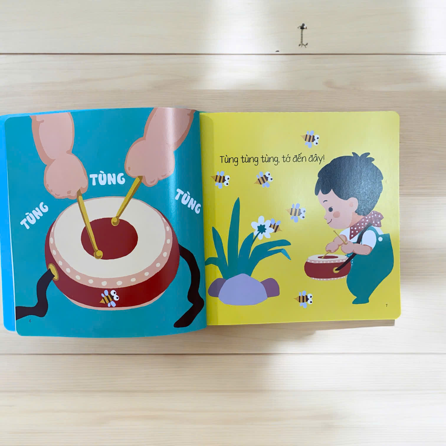 Sách Ehon - Ehon bé ngoan - Lên trên và xuống dưới