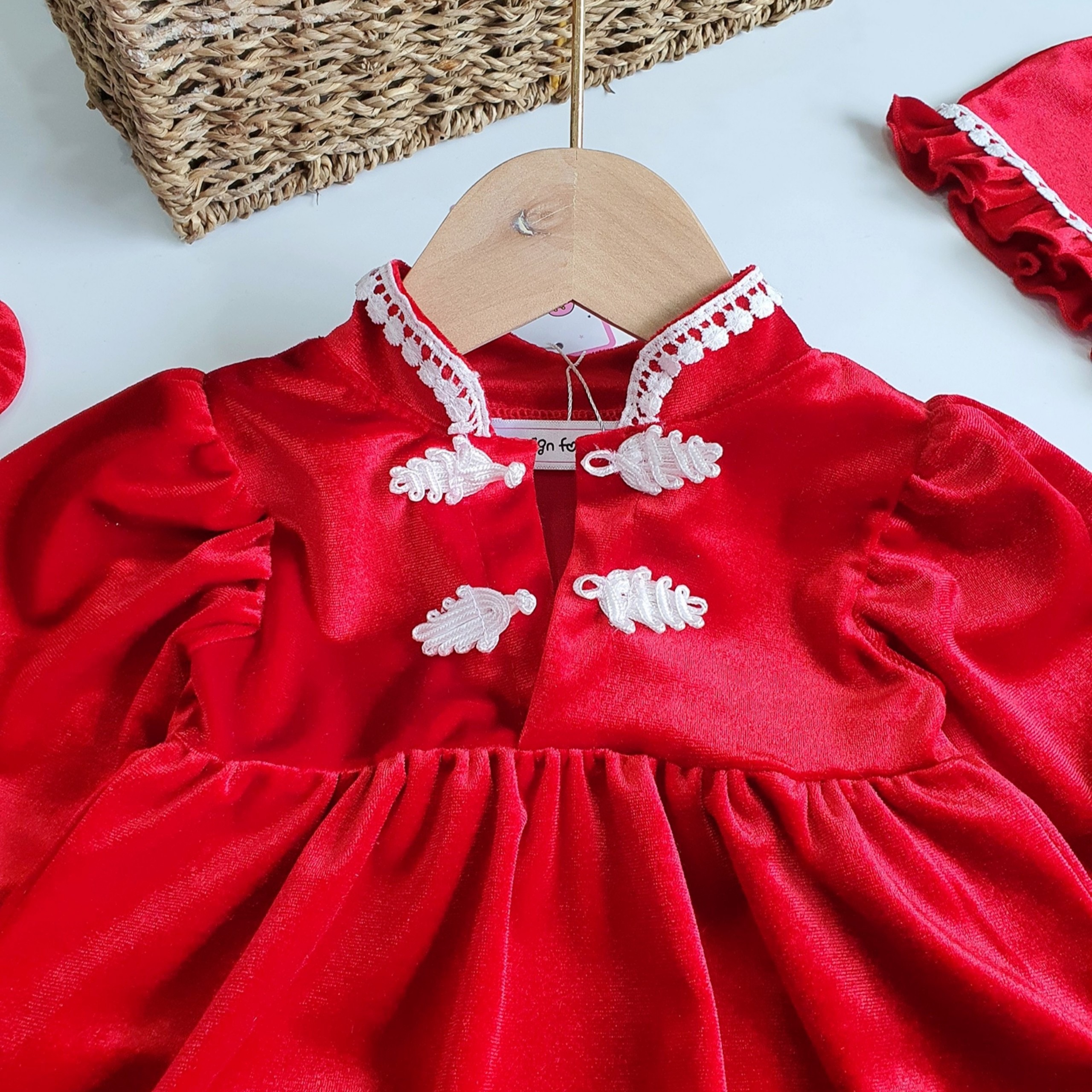 Body Cổ Tàu Bé Gái 3 Đến 12kg Chất Ren Nhật Dập Hoa Nổi CAO CẤP