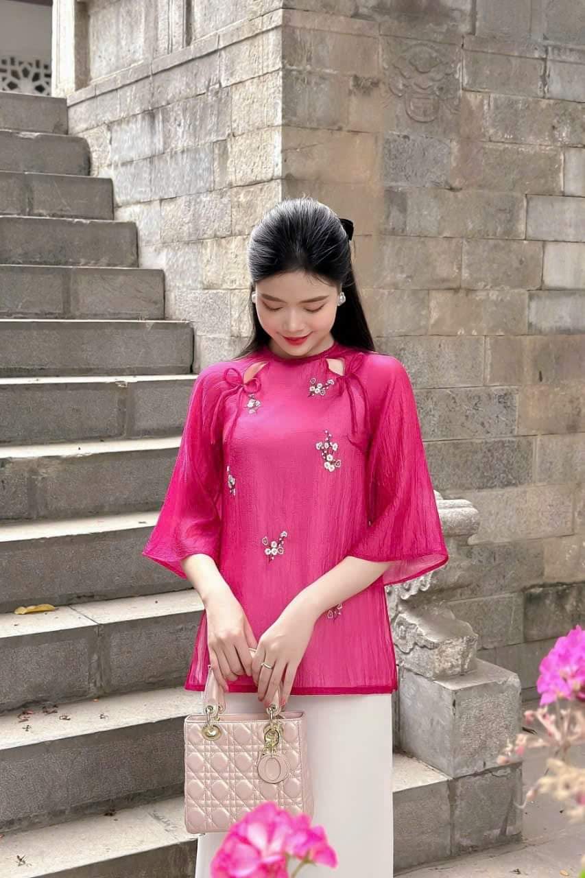 Bộ đồ nữ đi chùa pháp phục nữ chất vải gấm đính hạt ngọc tinh tế, thiết kế tay lỡ đơn giản áo hồng phối quần lụa