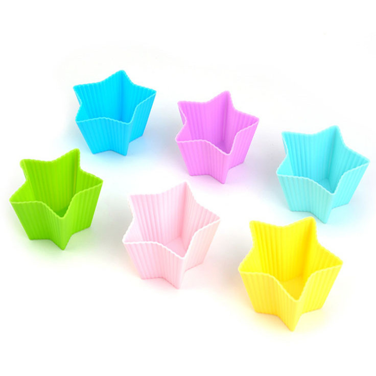 Khuôn silicone làm bánh cupckae,socola,thạch,kem,xà phòng thơm chống dính tiện dụng