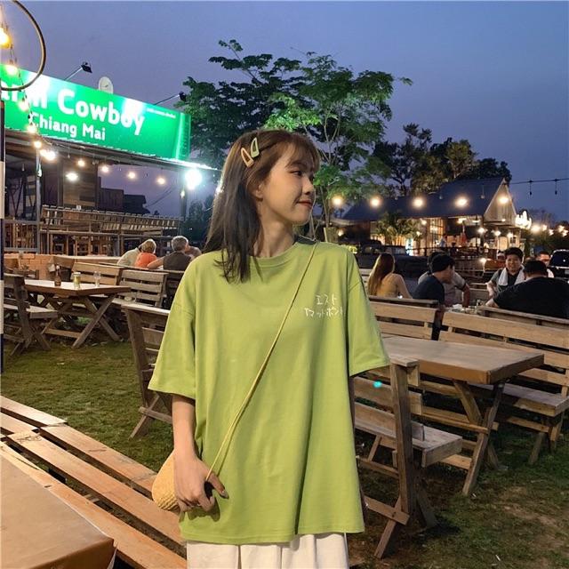 Áo thun tay lỡ form rộng