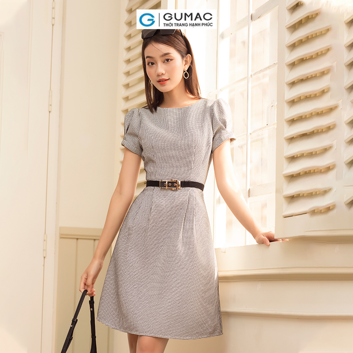 Đầm A 2 lớp chiết ly eo tay ngắn có túi thanh lịch thời trang GUMAC DD06020
