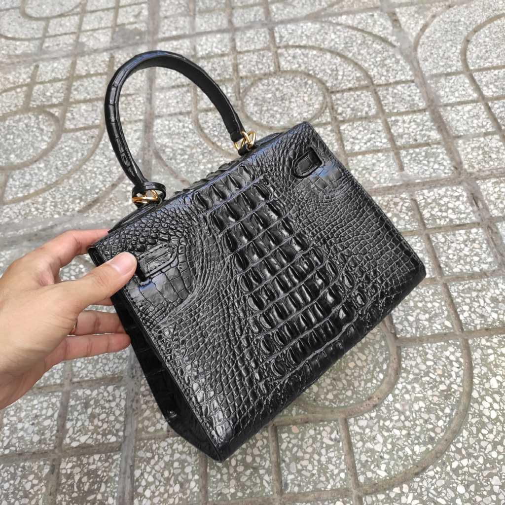 Kelly 25 Gù gai cá sấu. Màu đen đẹp quý phái!
