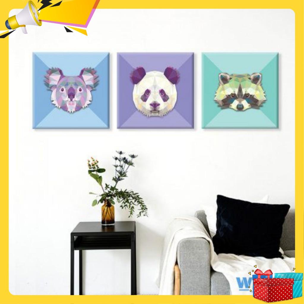 Bộ tranh canvas “3 chú gấu”- W112