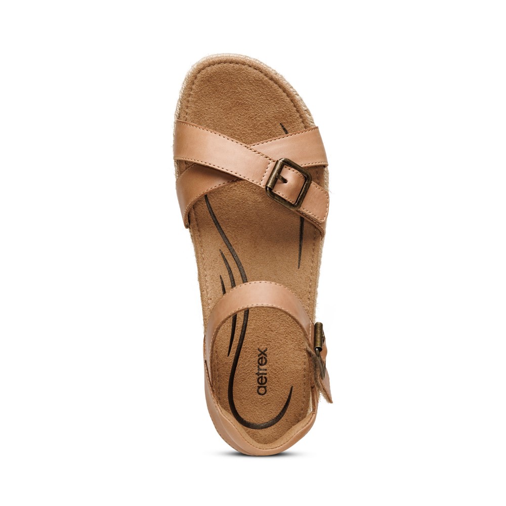 Sandal sức khỏe nữ Aetrex Paula Camel