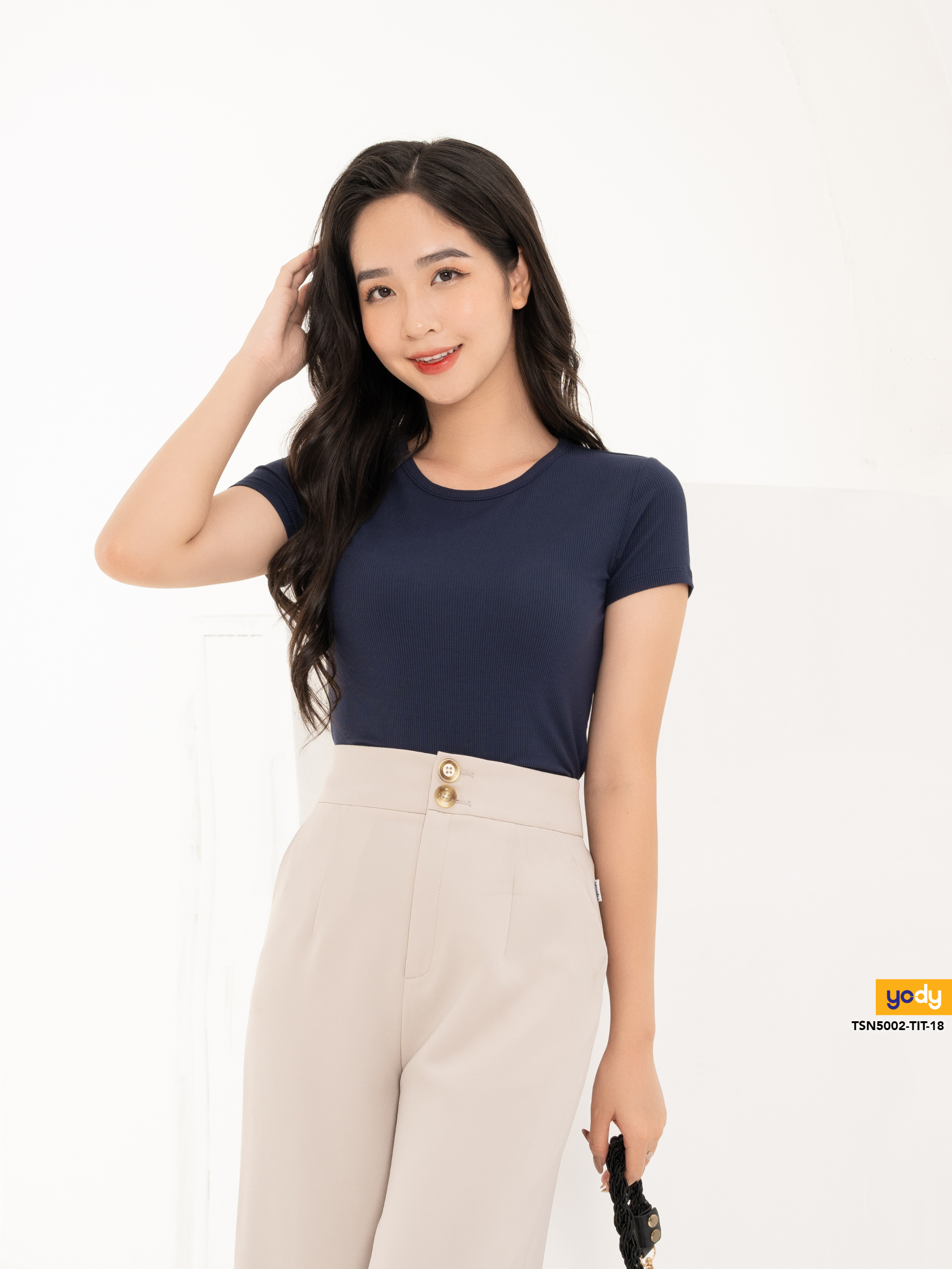 Áo thun nữ YODY cổ tròn borip dáng ôm basic mềm mại TSN5002