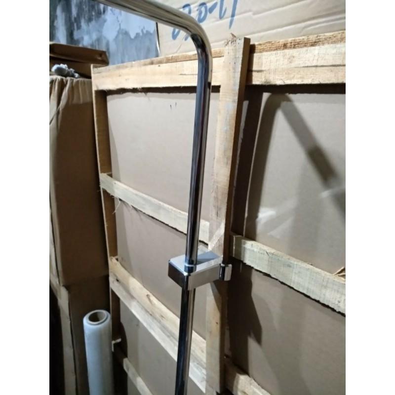Sen cây tắm đứng nóng lạnh MAS giá rẻ