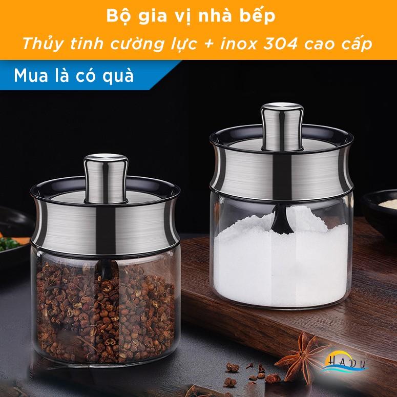 Bộ Đựng Gia Vị Nhà Bếp Thủy Tinh Cao Cấp Nắp Inox 304 Kèm Thìa Đạt Chất Lượng Đức SSGP