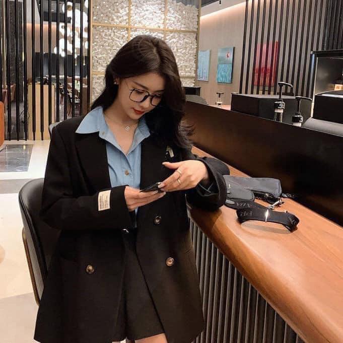 ÁO VEST HAI LỚP ĐEN BE CÚC SỪNG