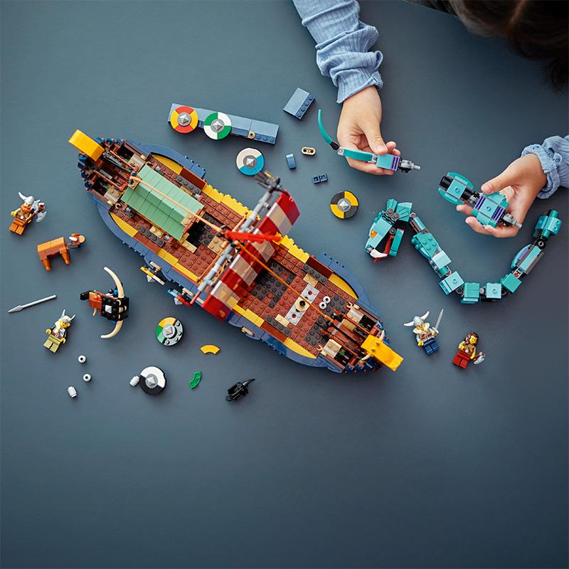 Đồ Chơi LEGO Tàu Của Người Viking Và Rắn Khổng Lồ 31132 (1192 chi tiết)