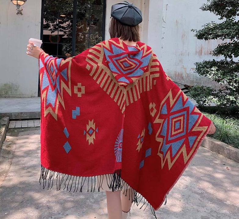 Áo choàng hình học đỏ