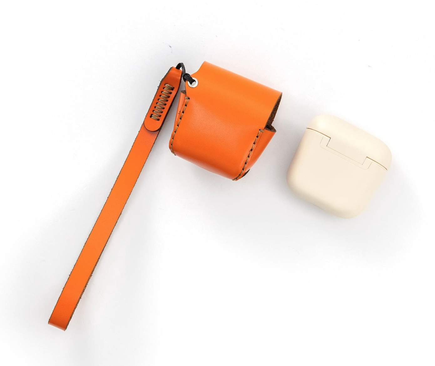 Bao da tai nghe Sennheiser OTW1 Cream, hiệu Khắc Tên, chất liệu da bò - Hàng chính hãng